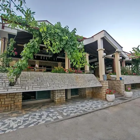 Adriana - Two Bedroom A4 Starigrad Paklenica